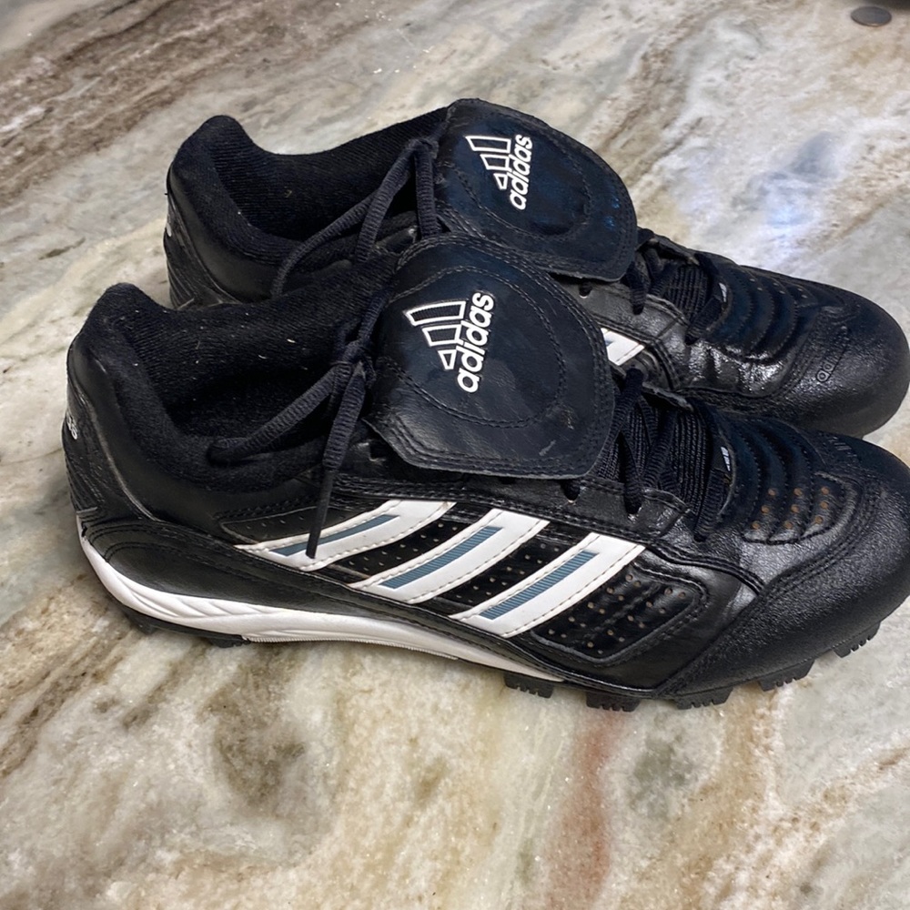 Adidas baseball cleats size 9.5
